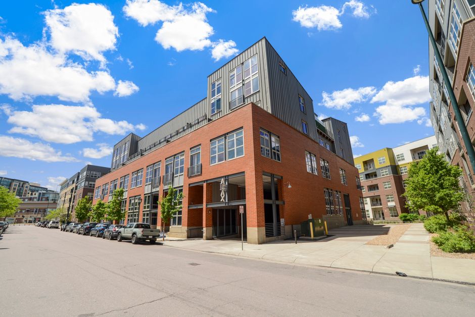 How Do I Compare Denver Apartment Parking Before Signing a Lease?
